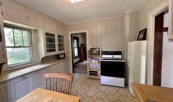 516 E MAPLE St, Appleton, WI 54915