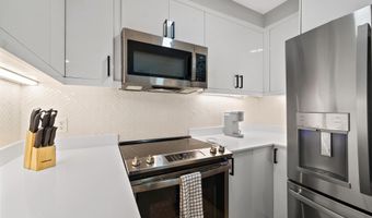 919 12TH St NE A305, Washington, DC 20002