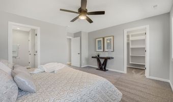 5165 Greyson Heights Dr, Auburn, IN 46706