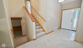 38 A N Woodard Ave, Absarokee, MT 59001