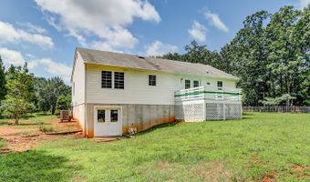 173 Pine Tag Ln, Appomattox, VA 24522