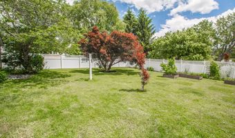114 Greystone Dr, Beaver, WV 25813