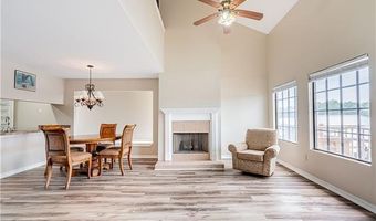 24 LAKE BREEZE Dr 24, New Orleans, LA 70129