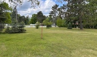 21 Glen Cir, Babbitt, MN 55706