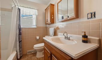 743 Lee St, Barboursville, WV 25504