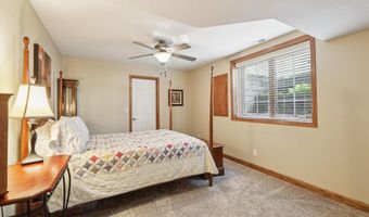 4103 NE Briarwood Dr, Ankeny, IA 50021