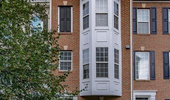5832 COWLING Ct, Alexandria, VA 22304