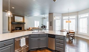904 NW Oxford Gate, Bentonville, AR 72712