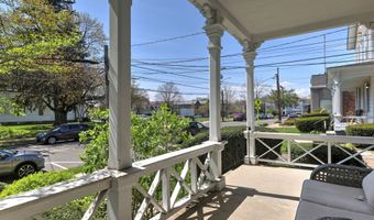 211 Montowese St 1st floor, Branford, CT 06405