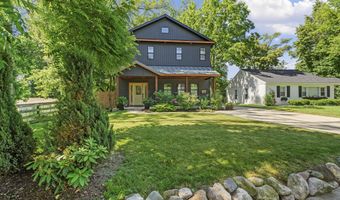 820 Barton Dr, Ann Arbor, MI 48105