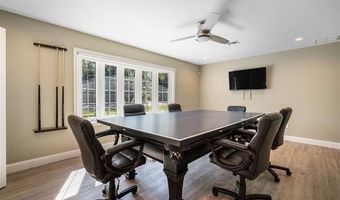 55 E JIMMIE LEEDS Rd, Absecon, NJ 08205