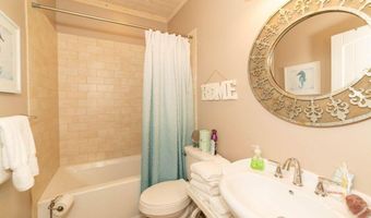 404 S Toulme St, Bay St. Louis, MS 39520
