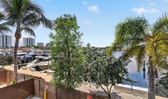 3750 Yacht Club Dr TH5, Aventura, FL 33180