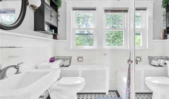 440 Broadway, Newport, RI 02840