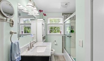 1472 Wampanoag Trl, East Providence, RI 02915