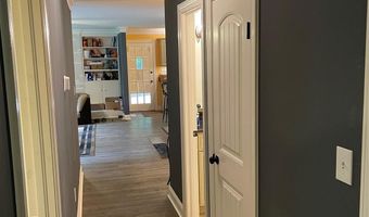 514 Crestview Dr, Albemarle, NC 28001