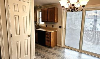 12 Birdie Ct, Coventry, RI 02816