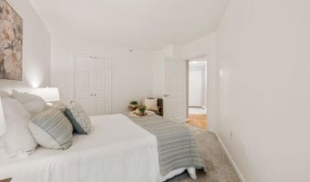 3101 N HAMPTON Dr N 413, Alexandria, VA 22302
