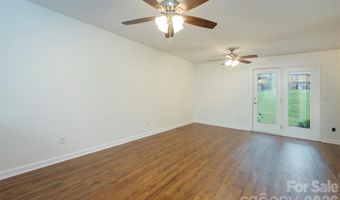 129 Colony Dr, Arden, NC 28704