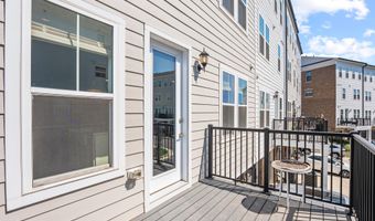 20801 LAMLASH Ter, Ashburn, VA 20147