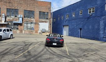 20 22 W 8th St, Anderson, IN 46016