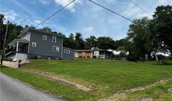 101 Lyons St, Adena, OH 43901