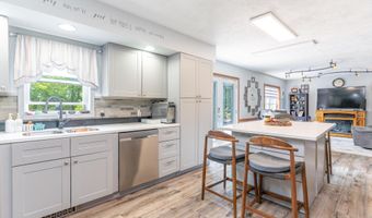 10810 Wenger Rd, Anna, OH 45302
