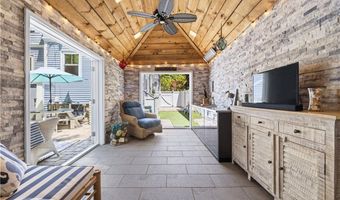 12 Park St, Newport, RI 02840