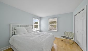 25 W 9th St, Avalon, NJ 08202