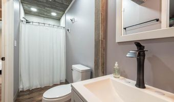 2812 Eastern Ave, Bedford, IN 47421