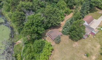 9079 BOELTER LAKE Dr, Almond, WI 54909