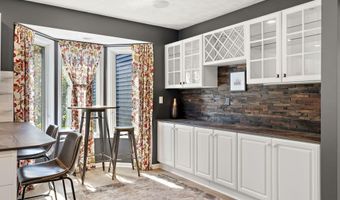 9820 Snow Pointe Dr SE, Alto, MI 49302