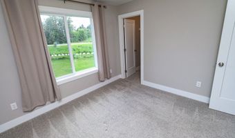 5820 Allerton Dr, Ames, IA 50014