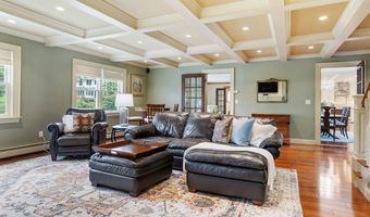33 Highland Ave, Ayer, MA 01432