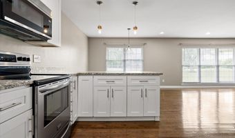 11127 E Brainerd Rd, Apison, TN 37302