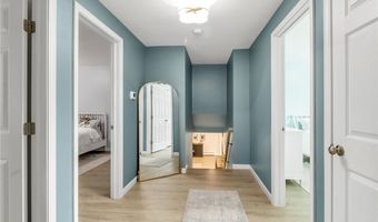 169 Chestnut Hill Ln S, Amherst, NY 14221