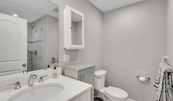15 Spinney St 1, Boston, MA 02132