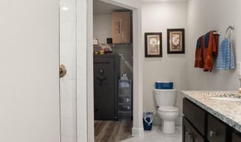 6285 Emerald Lk Dr, Biloxi, MS 39532