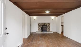 788 Phillips Hill Rd, Coventry, RI 02816