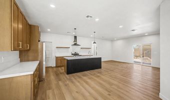 8769 W REVENTON Dr, Arizona City, AZ 85123