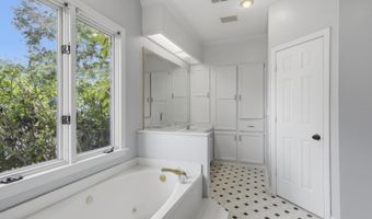 205 Cherry Dr, Brandon, MS 39042