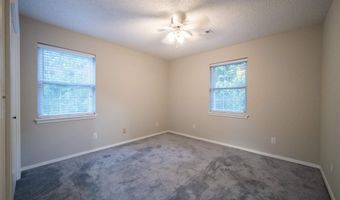 1690 Fairway Dr, Batesville, AR 72501