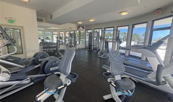 20505 E Country Club Dr 835, Aventura, FL 33180