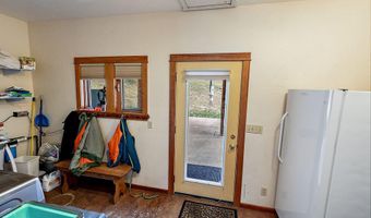 2245 Colestin Rd, Ashland, OR 97520