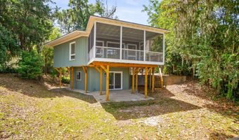 1203 Laudonniere St, Beaufort, SC 29902