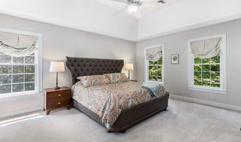 11 Mcafee Farm Rd, Bedford, NH 03110
