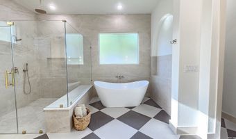 105 PIONEER Trl, Adkins, TX 78101