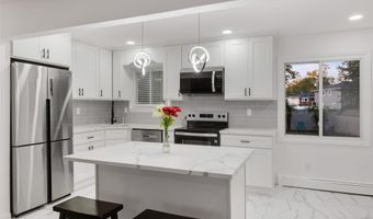 45 N Ronald Dr, Amityville, NY 11701