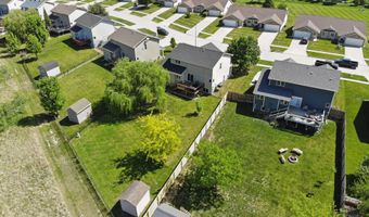 926 8th Ave NW, Altoona, IA 50009