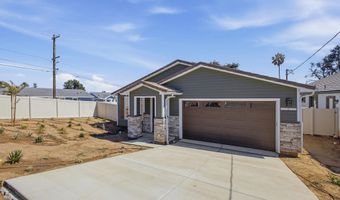 2 W Pine St, Altadena, CA 91001
